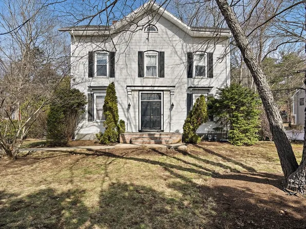 246 Essex St #2, Beverly, MA 01915