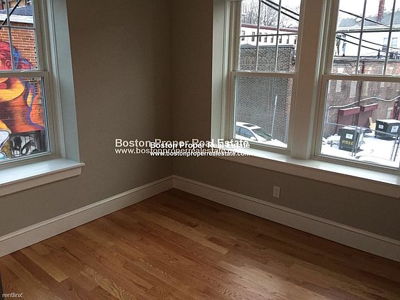 30 Montebello Rd. #3 Boston - Jamaica Plain Unit Photo 3