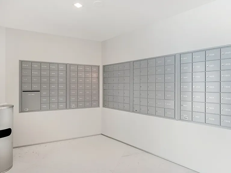 300 S Pointe Dr #405 — Photo 38