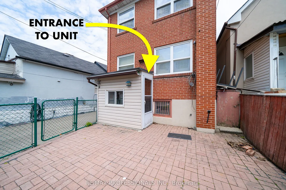 Building Photo - 35A Bowie Ave #BASEMENT