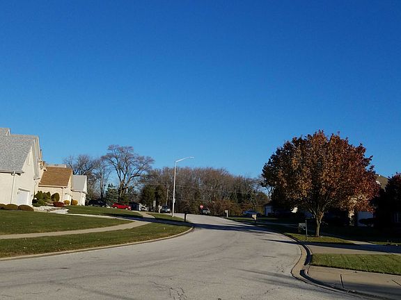 4th image of 18303 Carrington Dr