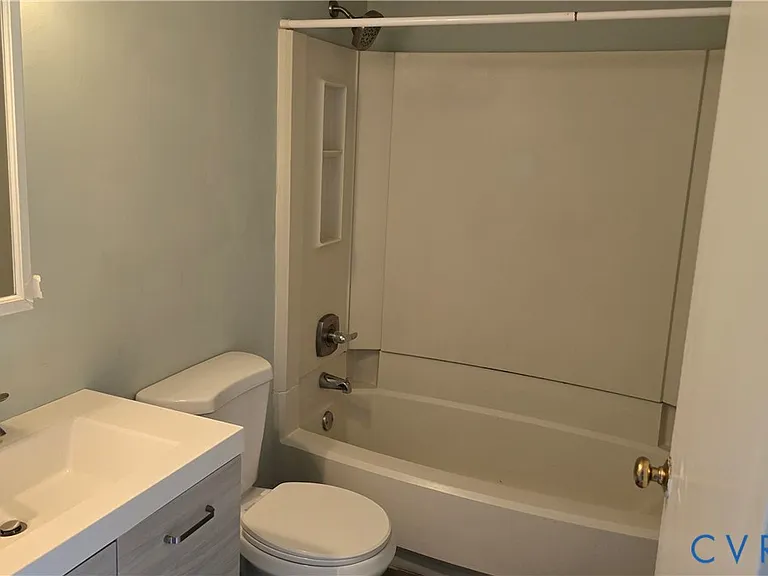 726 Sturgis Dr — Photo 12