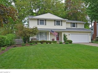 29524 Lisaview Dr, Bay Village, OH