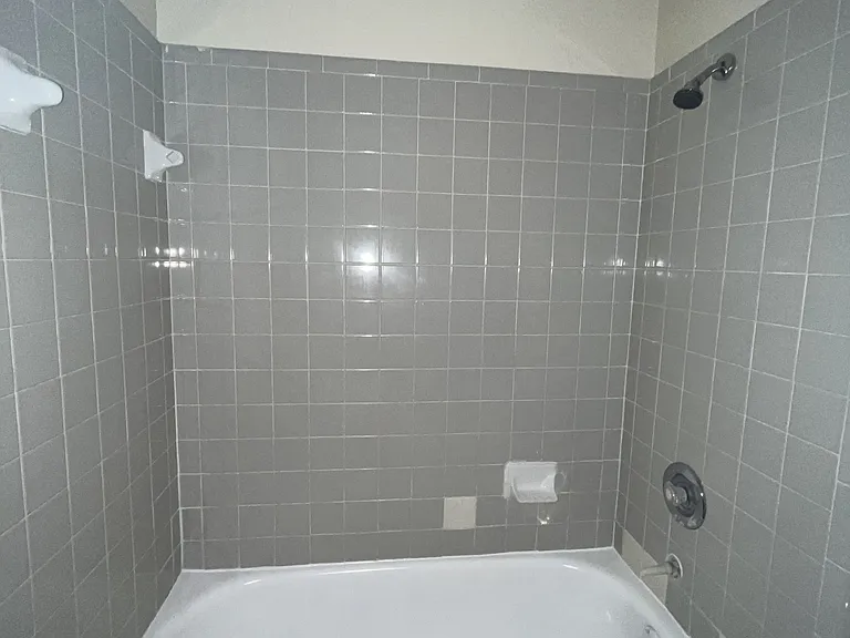 1604 Benttree Dr #A — Photo 12