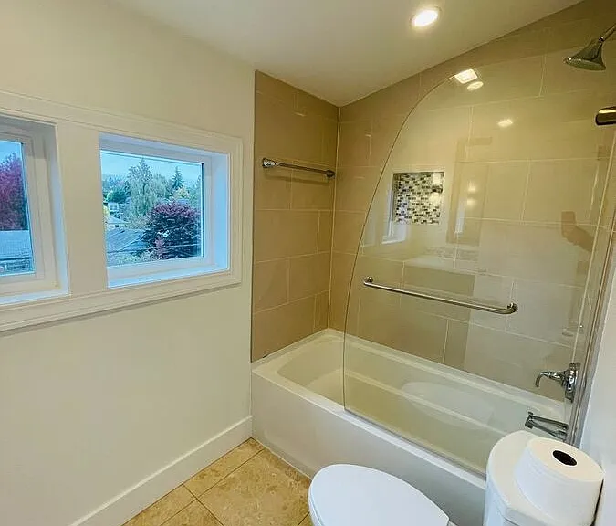 7341 20th Ave NE — Photo 37