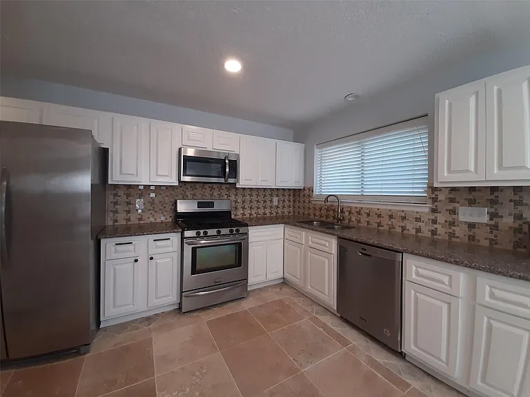 8 Fawnchase Ct — Photo 11
