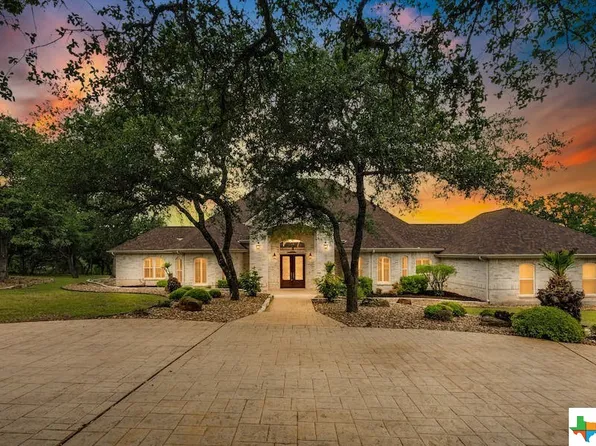 2700 Summit Ridge Dr, San Marcos, TX 78666