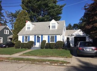 187 Lyndon Rd, Cranston, RI 02905