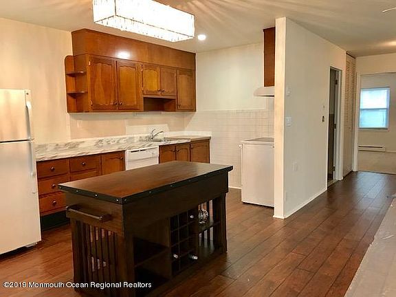 5th image of 367D Chesterfield Ct