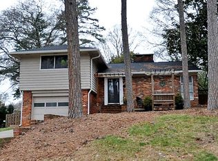 4314 Waterbury Dr, Charlotte, NC 28209