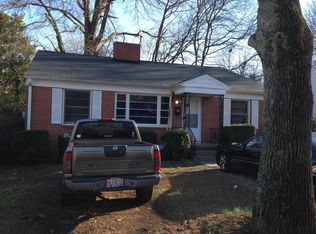 115 Cameron Ct, Chapel Hill, NC 27516