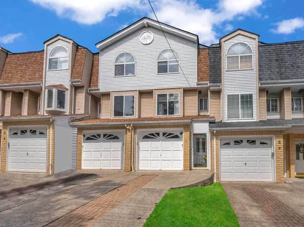 7 Elkhart St, Staten Island, NY 10308