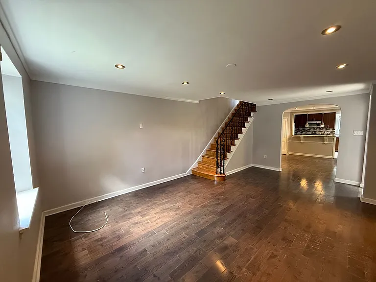 2413 N 50th St — Photo 5