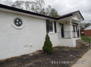 106 Richland Ct, Gallatin, TN 37066