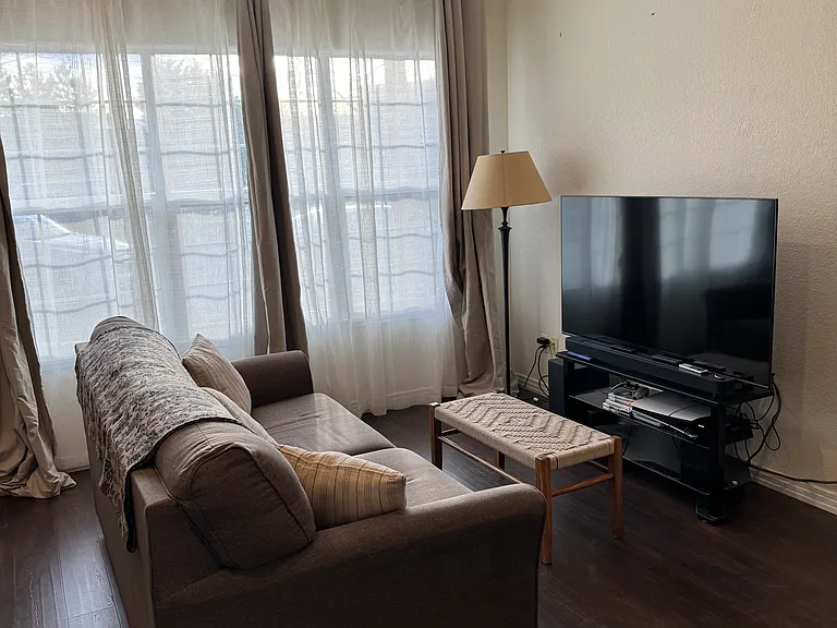 4662 Camino Cuervo — Photo 2