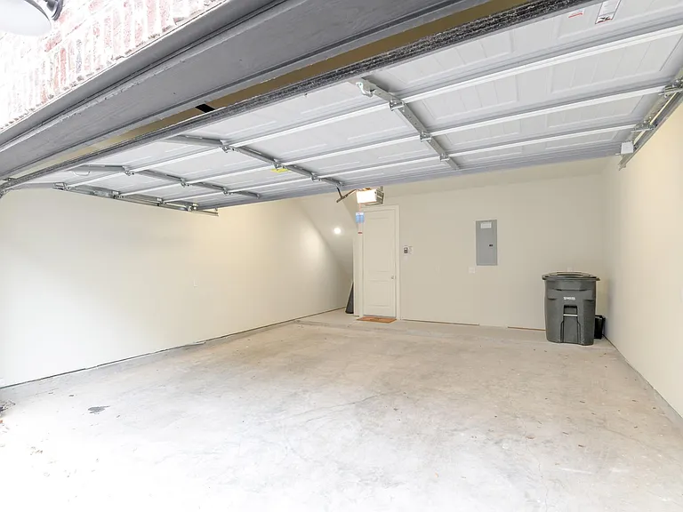 5209 Allen St #I — Photo 18