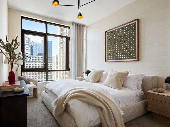 480 Kent Avenue image 5 of 31