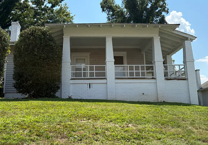 326 E Main St #1