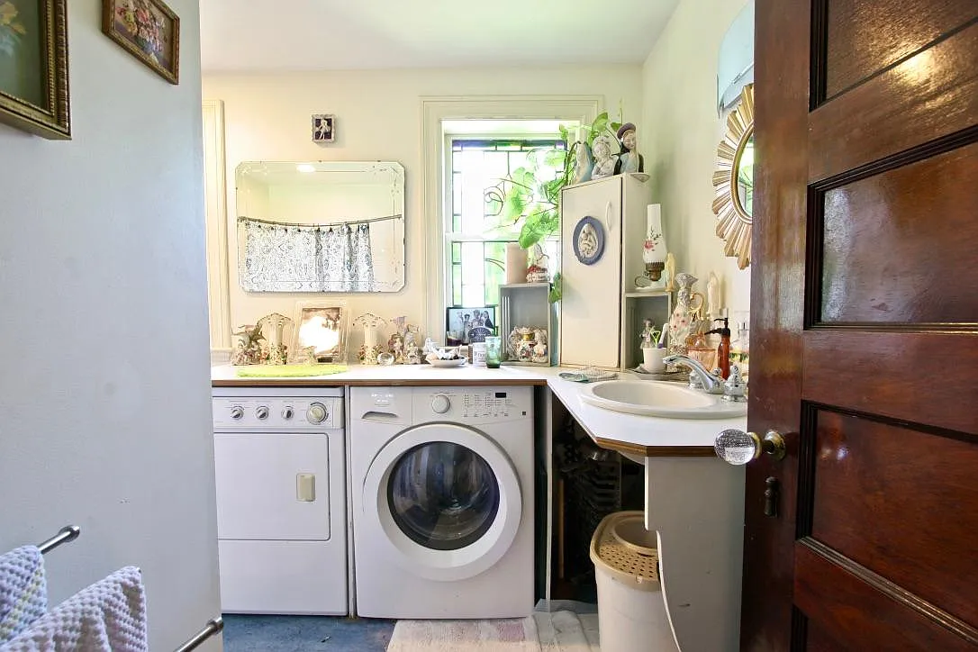 2 bed, $1,950 — Photo 4