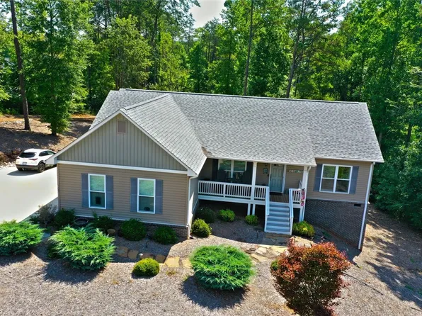 109 Palmetto Pointe Dr, Salem, SC 29676