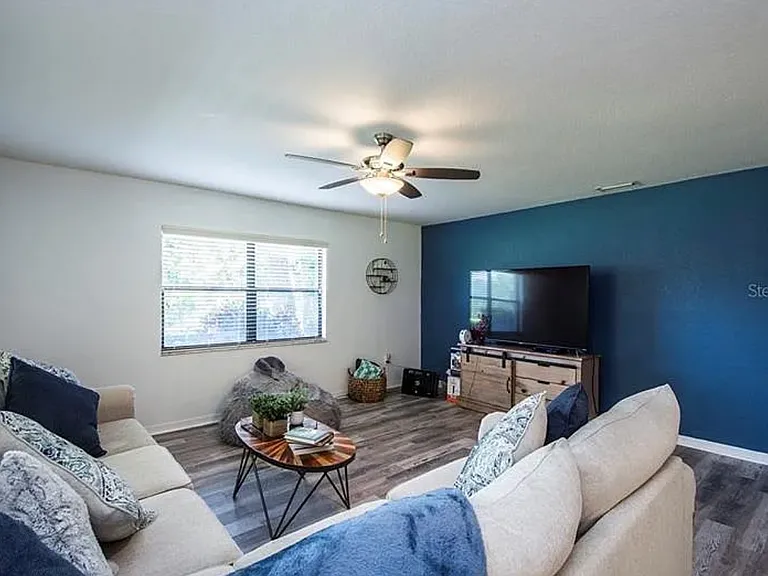 6150 Gulfport Blvd S #101 — Photo 9