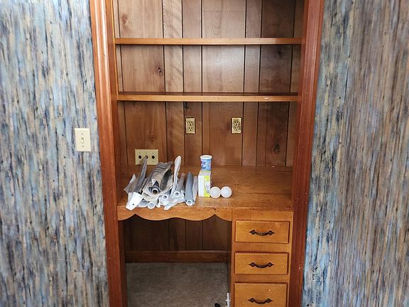 3rd image of 1414 Hazel St