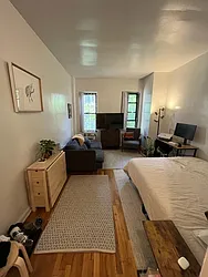 Rented by Manhattan Flats