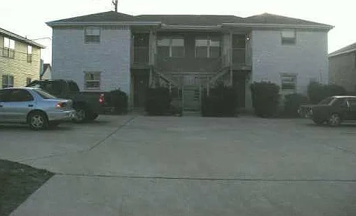 2212 Katy Ln