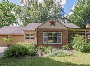 786 Sandhurst Dr W, Roseville, MN 55113