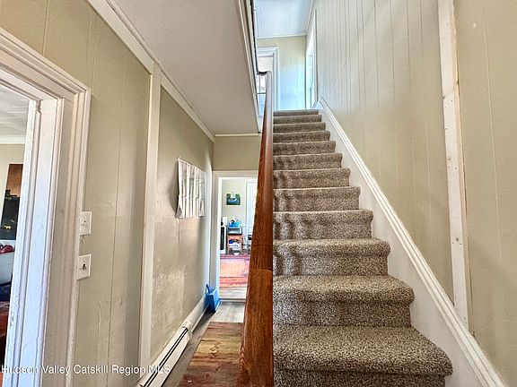 2nd image of 119 Maple Avenue