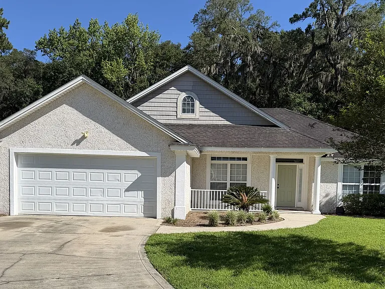 212 Autumn Ridge Ct — Photo 1