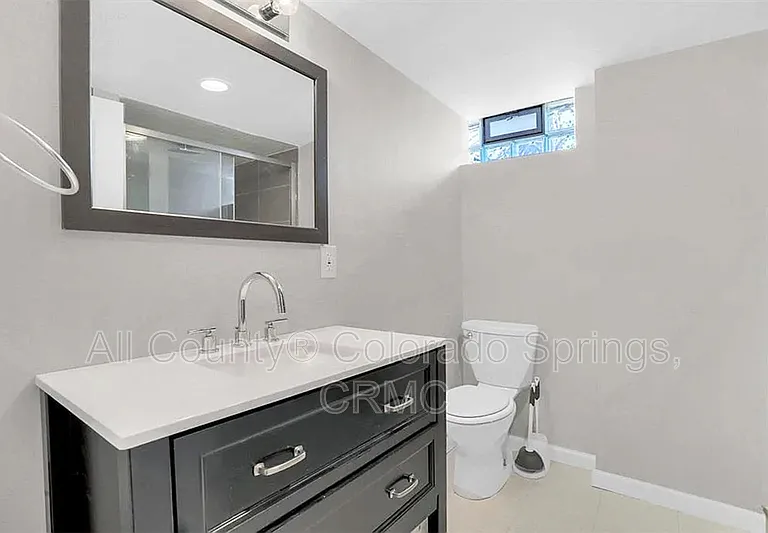 723 N Logan Ave — Photo 18