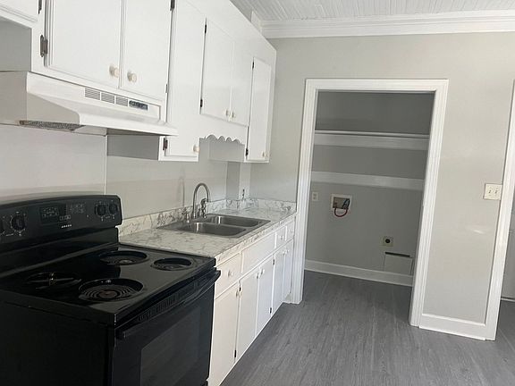2nd image of 315 N Tillery St