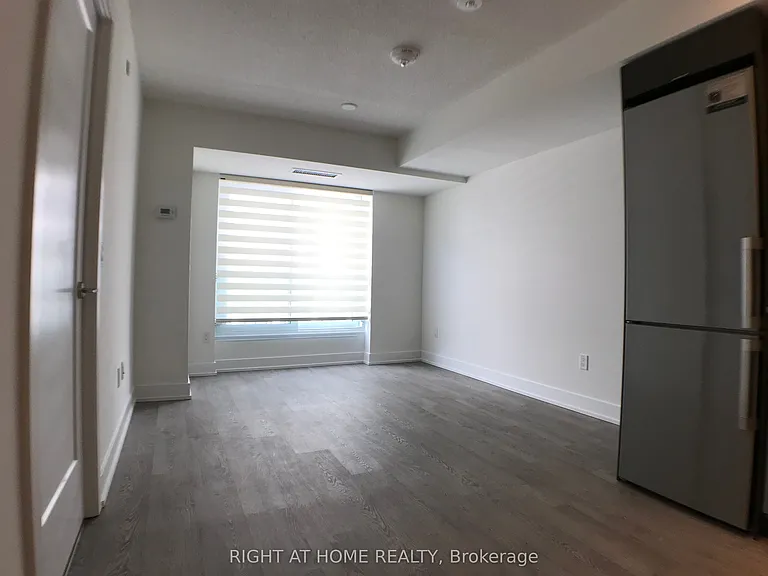 9 Mabelle Ave #2821 — Photo 10