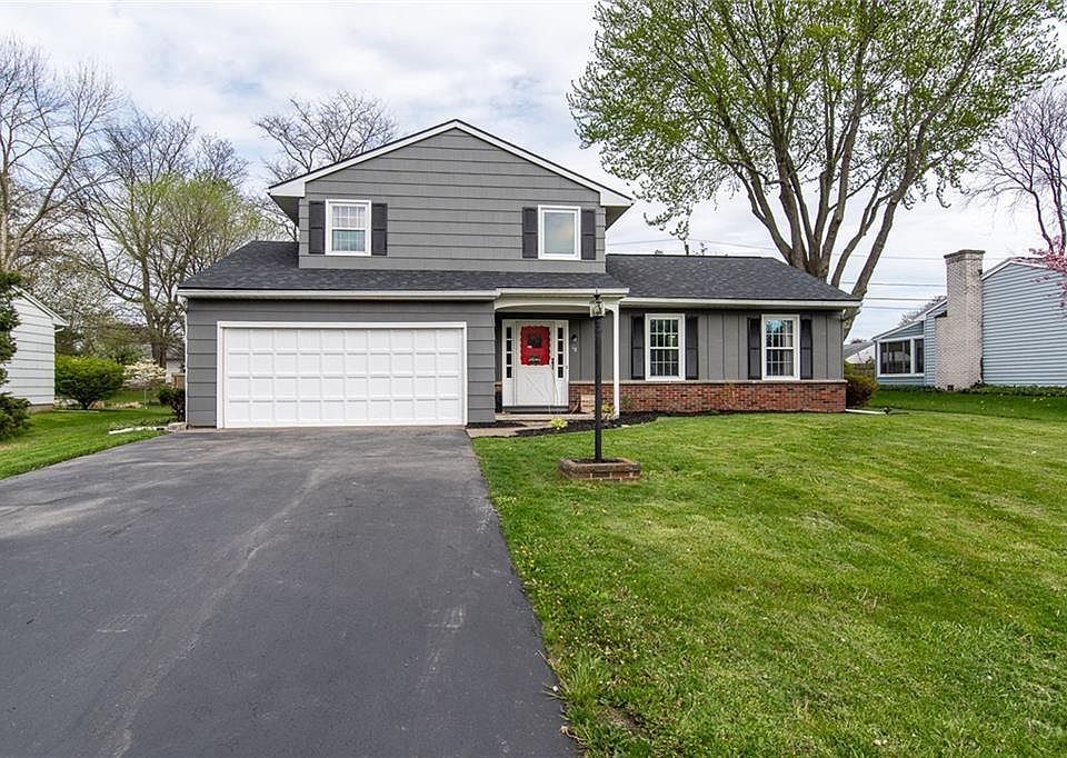 1st image of 68 Sweet Briar Knl