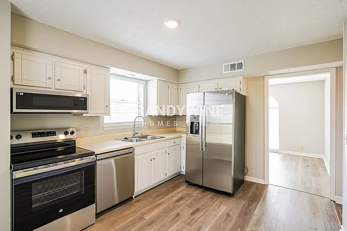 924 Ilawood Dr — Photo 9