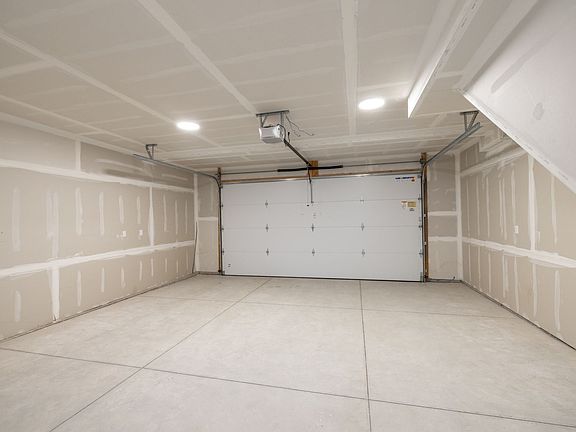 3rd image of 4511 E Longfellow Ave #B