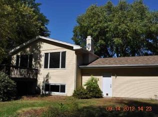 16111 5th St N, Lakeland, MN 55043