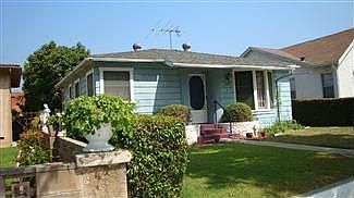 1st image of 3041 W Norwood Pl