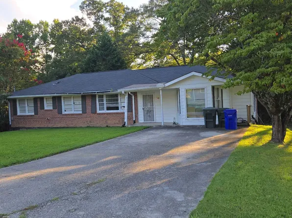 748 Greenhill Dr NE, Conyers, GA 30012