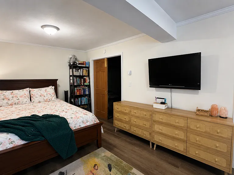 1204 Preston Ave — Photo 14