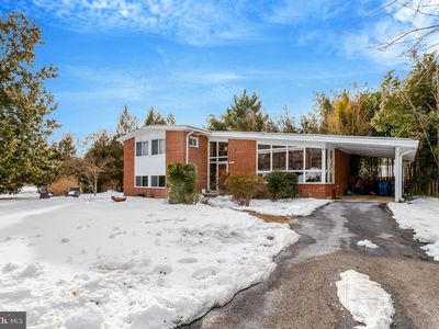 8904 Camfield Dr, Alexandria, VA, 22308