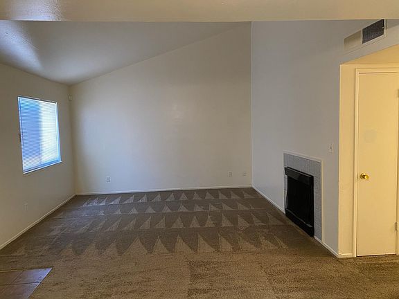 5th image of 812 W Ponce De Leon Ave
