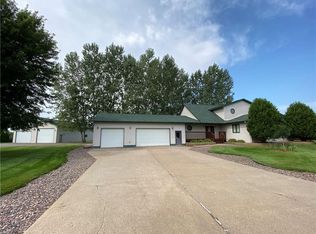 424 Babes Ln, Cameron, WI 54822
