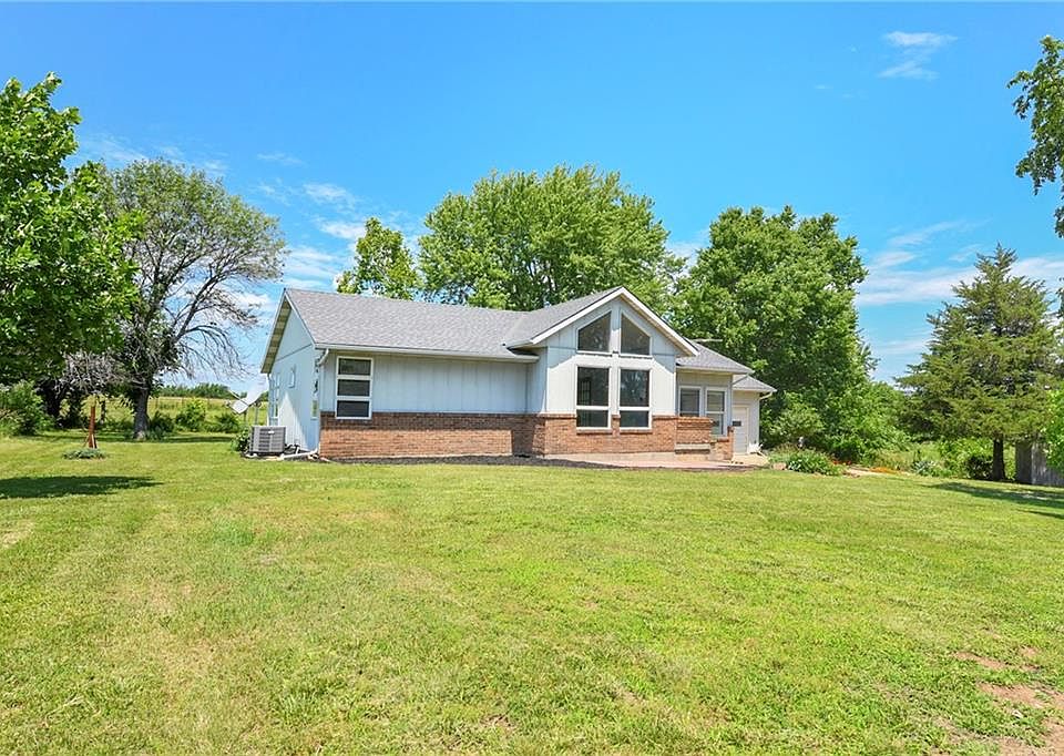 31790 Beaver Creek Rd, Paola, KS 66071 | Zillow