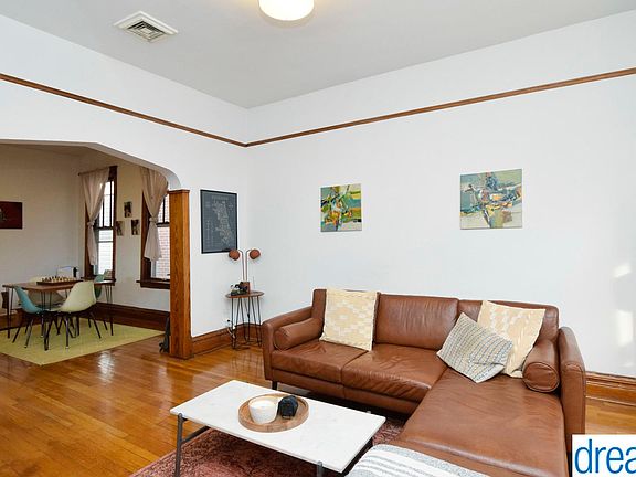 4th image of 2524 W Palmer St #2