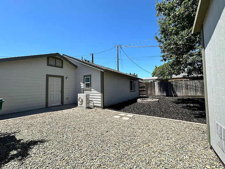 307 W Forrest Ave — Photo 13
