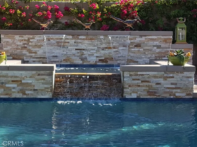 60568 Lace Leaf Ct — Photo 16