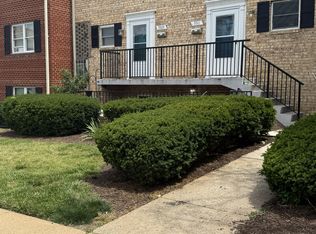 5909 Mayflower Ct, Alexandria, VA 22312