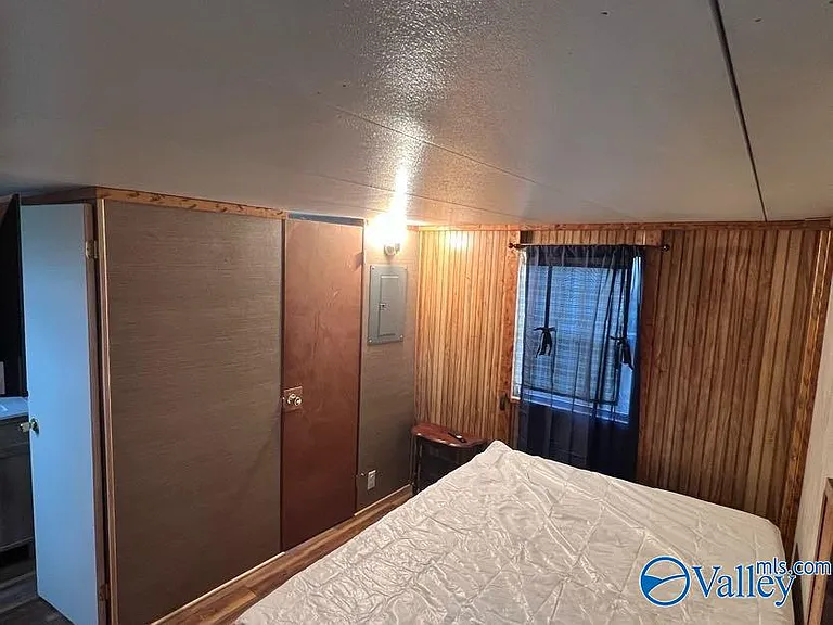 6084 Bay Village Dr — Photo 8